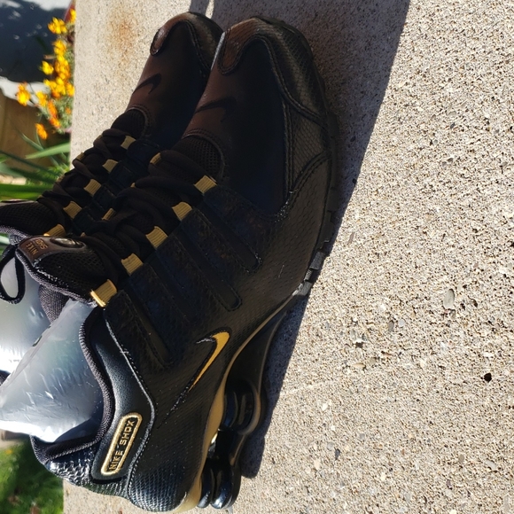 🖤💛 Rare NIKE Shox NZ 8.5 womens black and gold 🖤💛 Pittsburgh - Picture 4 of 10